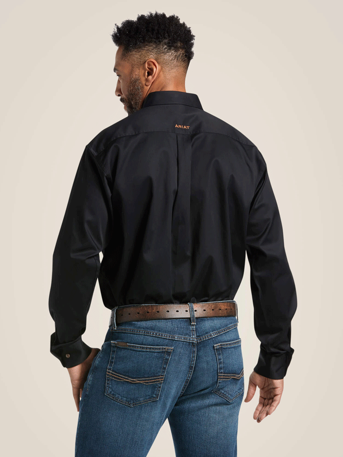 Ariat 10000502 Mens Solid Twill Classic Fit Shirt Black front view. If you need any assistance with this item or the purchase of this item please call us at five six one seven four eight eight eight zero one Monday through Saturday 10:00a.m EST to 8:00 p.m EST