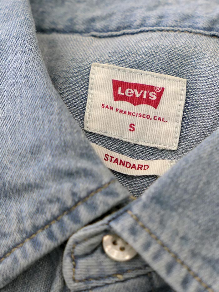 Levi's 85745-0003 Mens Barstow Classic Western Denim Snap Shirt Stone Wash Front view 857450003 Front View