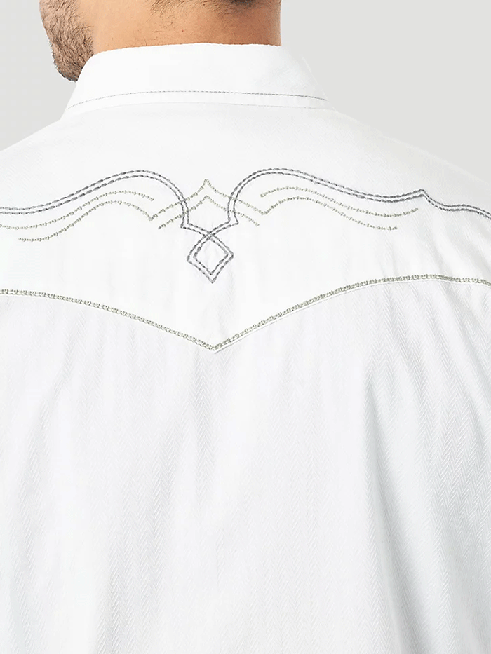 Wrangler 10MRC427W Mens Rock 47 Long Sleeve Embroidered Yoke Solid Western Snap Shirt White front view. If you need any assistance with this item or the purchase of this item please call us at five six one seven four eight eight eight zero one Monday through Saturday 10:00a.m EST to 8:00 p.m EST