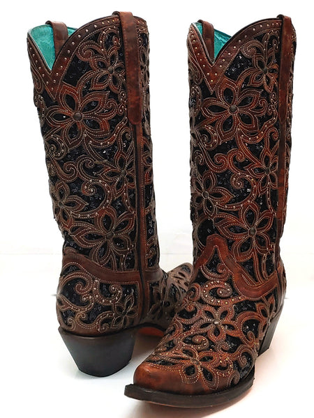 Corral A4083 Ladies Inlay Embroidery Stud Snip Toe Leather Boots Tan and Black front and back view. If you need any assistance with this item or the purchase of this item please call us at five six one seven four eight eight eight zero one Monday through Saturday 10:00a.m EST to 8:00 p.m EST