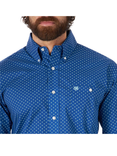 Wrangler MG2013B Mens Classics Long Sleeve Shirt Blue Aqua close up. If you need any assistance with this item or the purchase of this item please call us at five six one seven four eight eight eight zero one Monday through Saturday 10:00a.m EST to 8:00 p.m EST