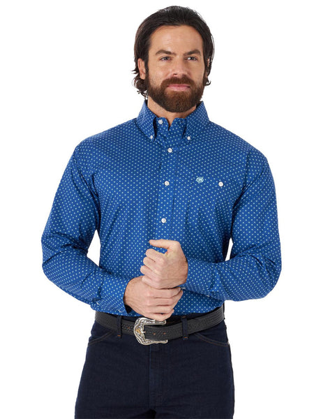 Wrangler MG2013B Mens Classics Long Sleeve Shirt Blue Aqua front view. If you need any assistance with this item or the purchase of this item please call us at five six one seven four eight eight eight zero one Monday through Saturday 10:00a.m EST to 8:00 p.m EST