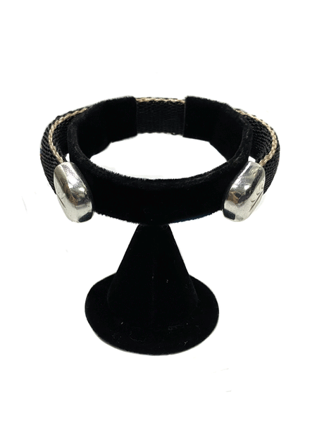 Fashionwest HH83H-19 Horsehair Hitched Cuff Bracelet Black back view