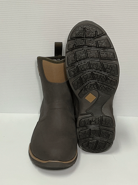 Muck FRMC-900 Men's Excursion Pro Mid Boot Bark/Otter front and sole view. If you need any assistance with this item or the purchase of this item please call us at five six one seven four eight eight eight zero one Monday through Saturday 10:00a.m EST to 8:00 p.m EST