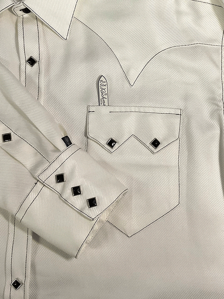 Rockmount 6944-IVO Mens Tencel Western Shirt Ivory cuff, pocket, snaps and fabric detail close up