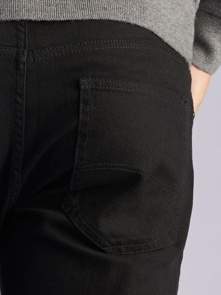 Lee 2014135 Mens Modern Series Slim Tapered Leg Jeans Black Pocket close up. If you need any assistance with this item or the purchase of this item please call us at five six one seven four eight eight eight zero one Monday through Saturday 10:00a.m EST to 8:00 p.m EST