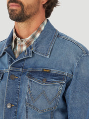 Wrangler 112318303 Mens Retro Denim Jacket Antique Navy close up. If you need any assistance with this item or the purchase of this item please call us at five six one seven four eight eight eight zero one Monday through Saturday 10:00a.m EST to 8:00 p.m EST