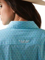 Ariat 10043553 Womens Team Kirby Stretch Shirt Caidant Print back close up. If you need any assistance with this item or the purchase of this item please call us at five six one seven four eight eight eight zero one Monday through Saturday 10:00a.m EST to 8:00 p.m EST