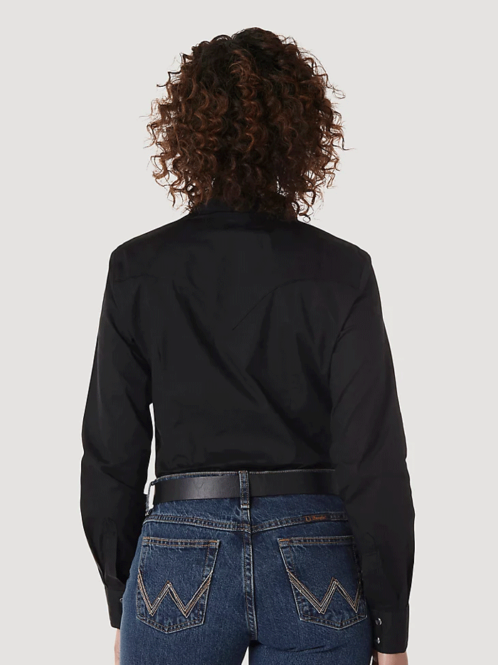 Wrangler LW1002X Ladies Western Long Sleeve Solid Shirt Black front view. If you need any assistance with this item or the purchase of this item please call us at five six one seven four eight eight eight zero one Monday through Saturday 10:00a.m EST to 8:00 p.m EST