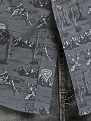 Rock & Roll Denim RRMSOSR08X Mens Cowboy Snap Shirt Navy close up of fabric