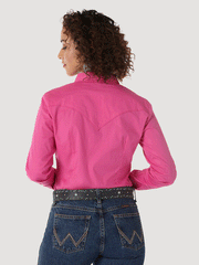 Wrangler LW1003K Ladies Western Long Sleeve Solid Shirt Pink back view  If you need any assistance with this item or the purchase of this item please call us at five six one seven four eight eight eight zero one Monday through Satuday 10:00 a.m. EST to 8:00 p.m. EST