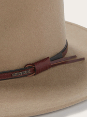 Stetson TWBOZE-8130MU Bozeman Outdoor Crushable Felt Hat Mushroom hat band close up. If you need any assistance with this item or the purchase of this item please call us at five six one seven four eight eight eight zero one Monday through Saturday 10:00a.m EST to 8:00 p.m EST